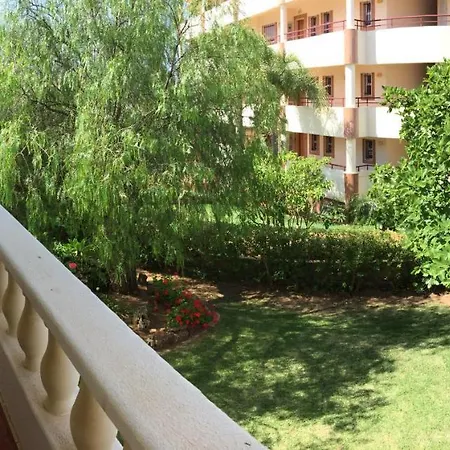 别墅 Prestige For - Maria Cecilia - Moradia Com Jardim E Churrasco - *