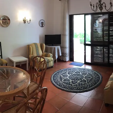 Prestige For - Maria Cecilia - Moradia Com Jardim E Churrasco - 维拉摩拉